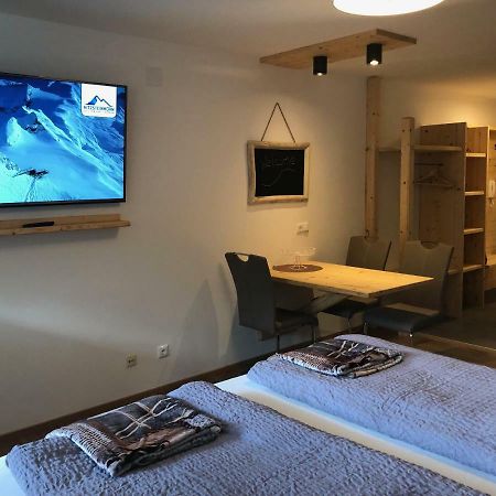 Julia Apartment Kaprun Exterior photo
